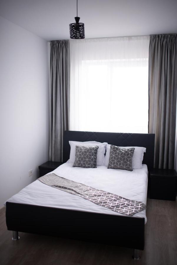 Apartament Denissia Oradea Exterior foto